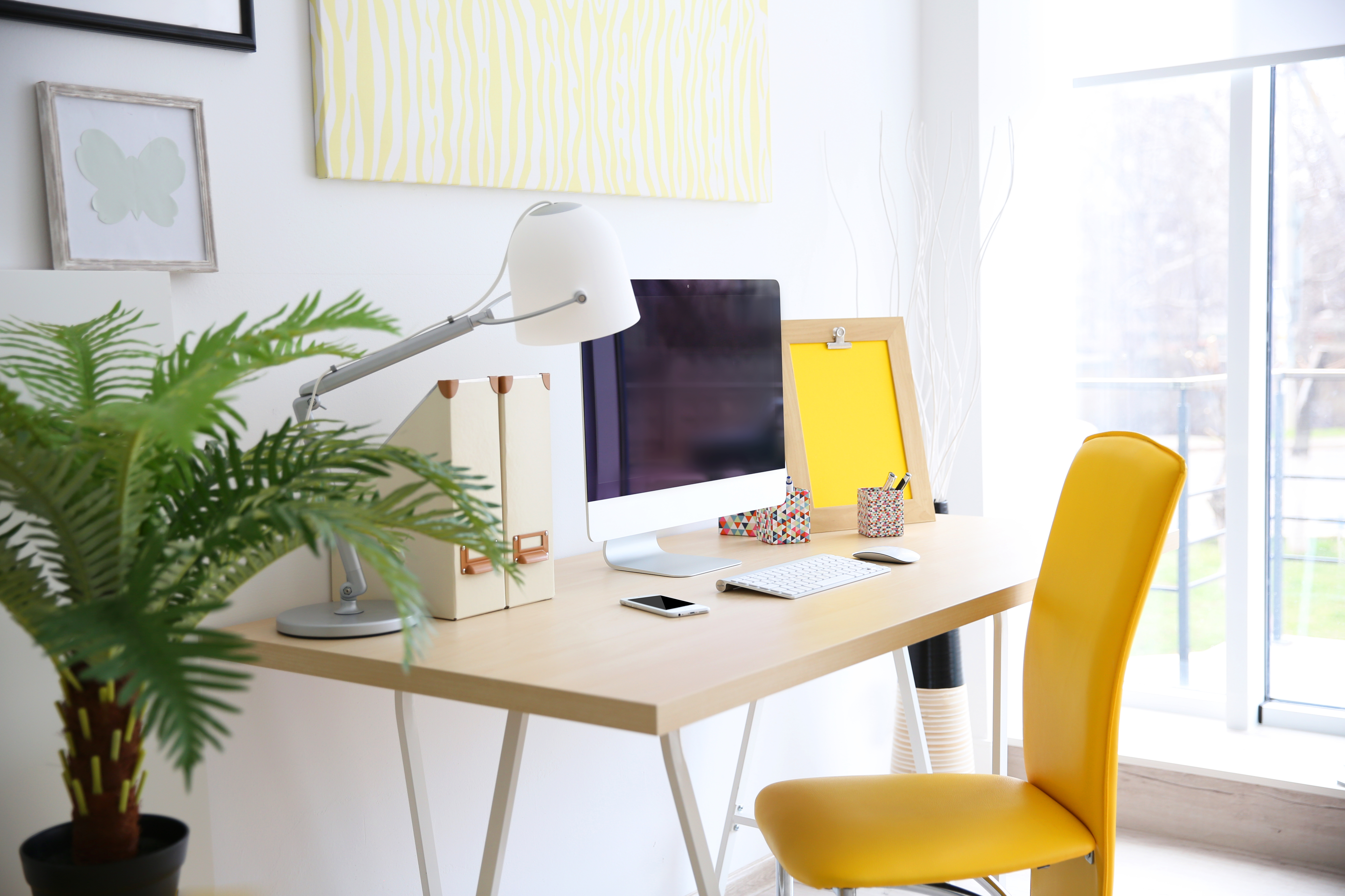 Quick Tips to Select the Right Work Table - HomeLane Blog