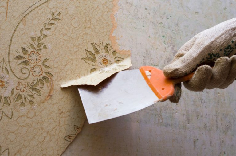 How to remove wallpapers from the walls - HomeLane Blog