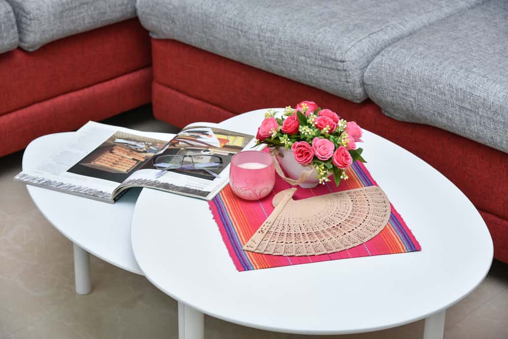 How to Style Coffee Table Books like a Pro Decorator