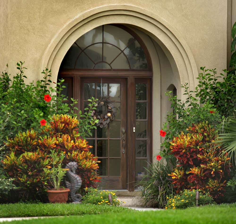 Arched Doors—a Central Feature of Many Design Motifs : Sun Mountain Door