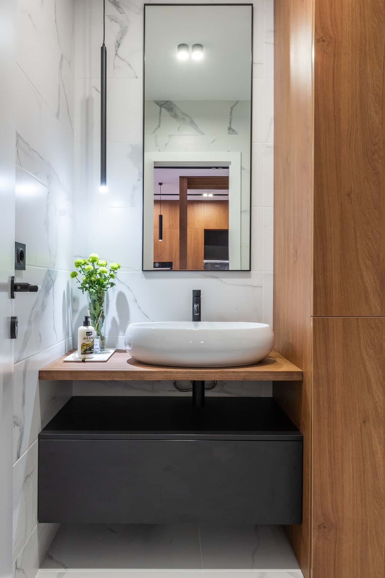 11 Exquisite Bathroom Vanity Designs