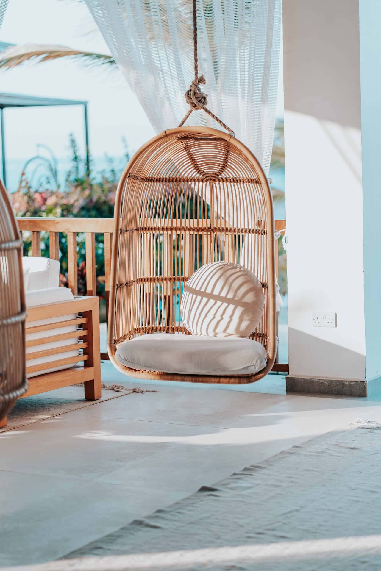 hanging egg chair for the bedroom