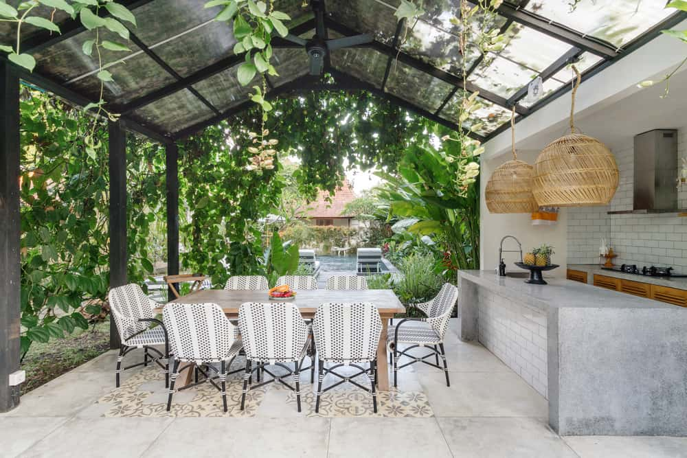 outdoor kitchen shade