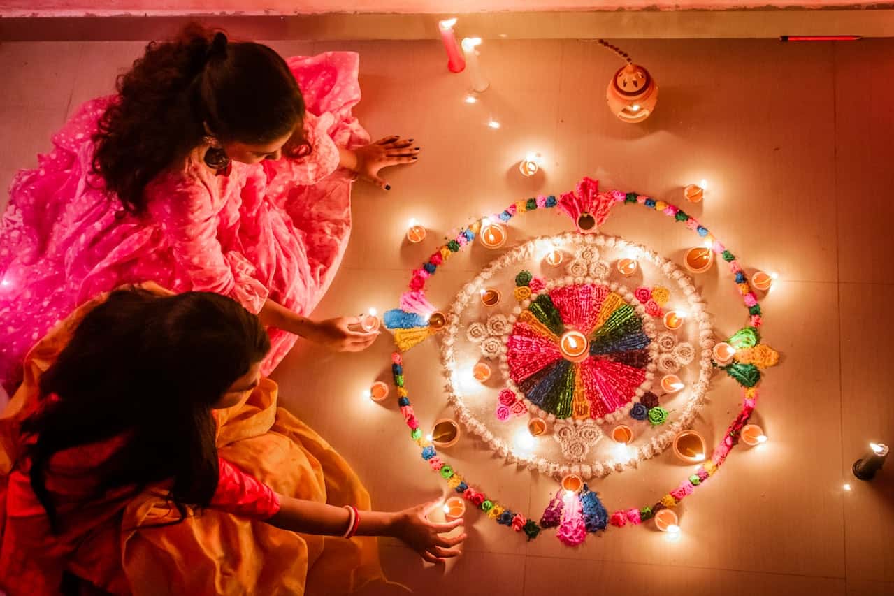 Girls On Diwali Day Stock Photo - Download Image Now - Diwali, Indian  Ethnicity, Culture of India - iStock