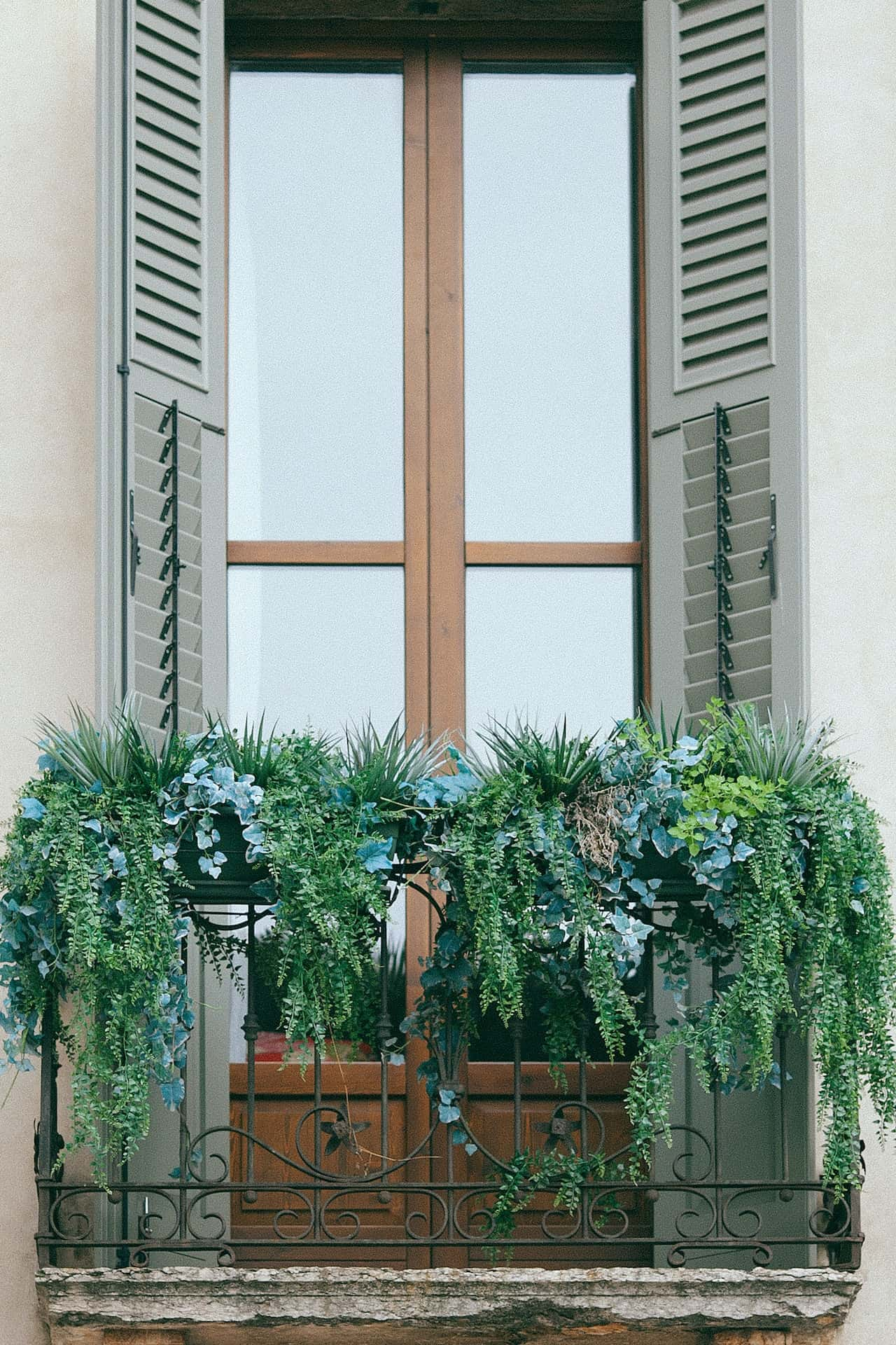 italian-style balcony door